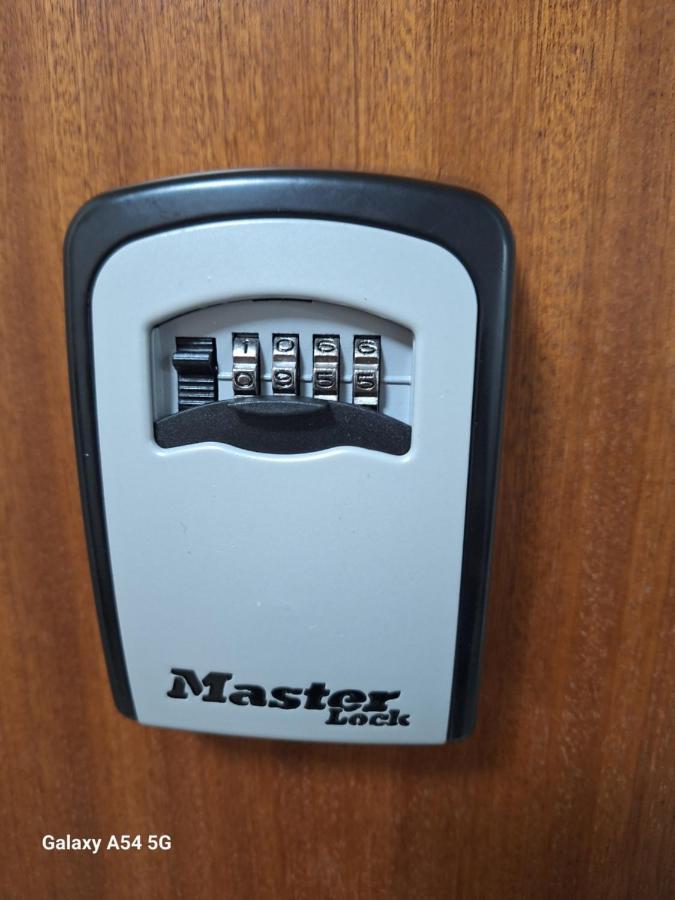 Kirkkokatu 10, Ilmainen Kadunvarsipysaekoeinti Apartamento